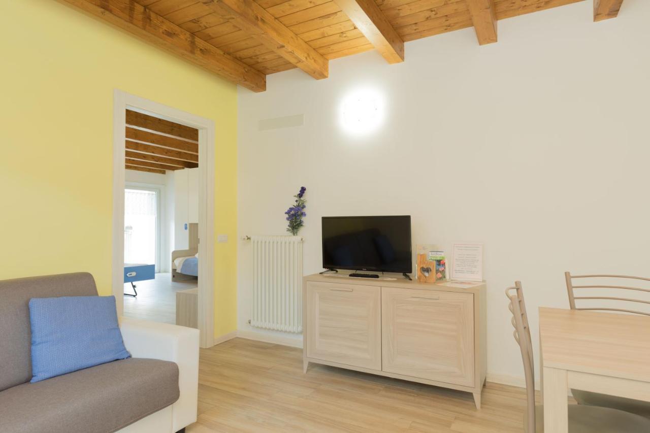 Residenze Lariane Apartamento Colico Exterior foto