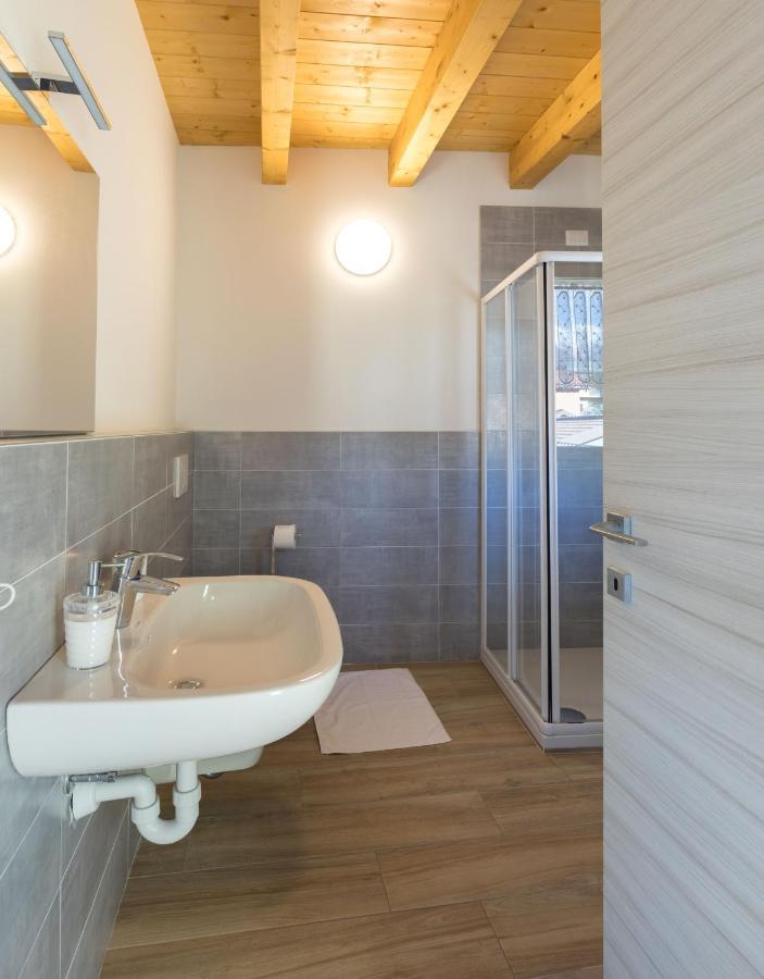 Residenze Lariane Apartamento Colico Exterior foto
