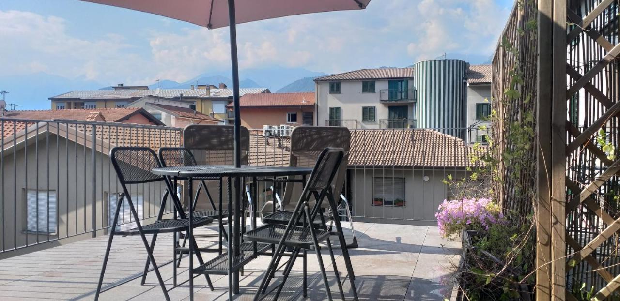 Residenze Lariane Apartamento Colico Exterior foto